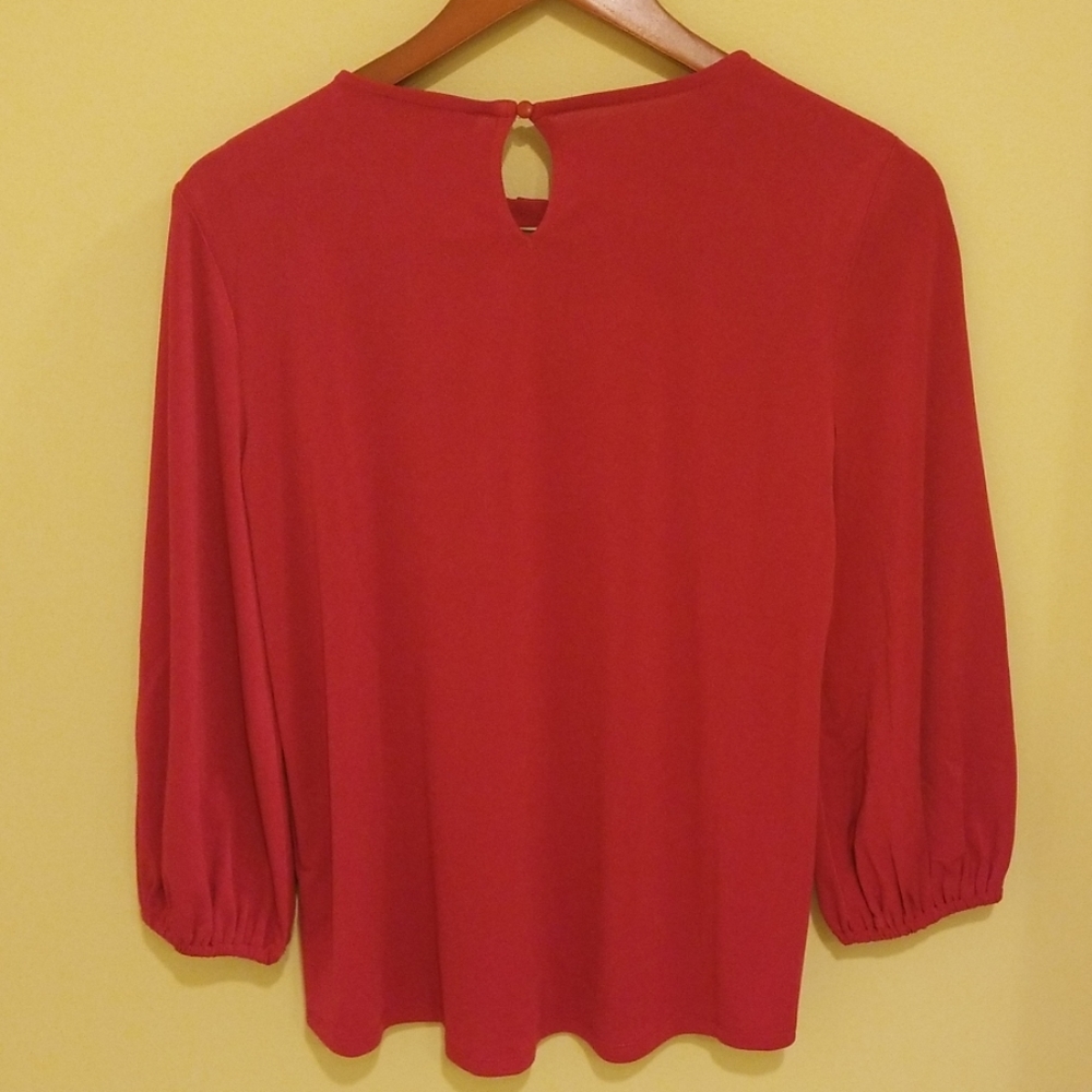 Adrianna Papell 3/4 Sleeve Pleat Neck Top - Picture 3 of 5